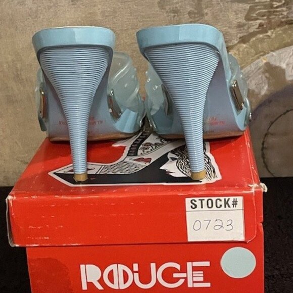 Baby Blue Shoes - Size 7 - Picture 5 of 7